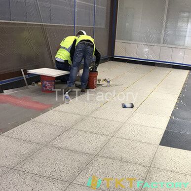 Chuẩn bị khe ron, đóng lót gạch Terrazzo