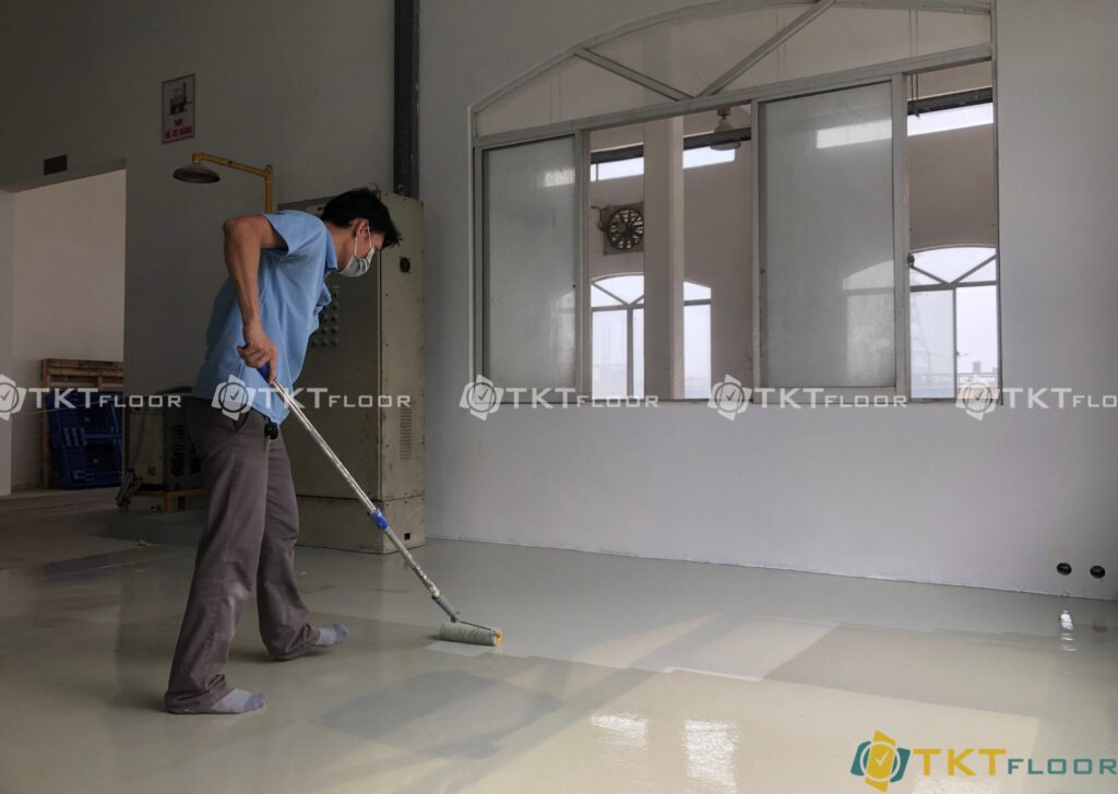 Image: Epoxy floor coating construction 