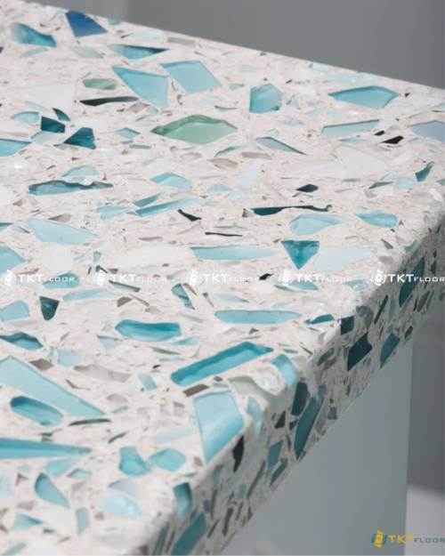 glass terrazzo trang tri ban an